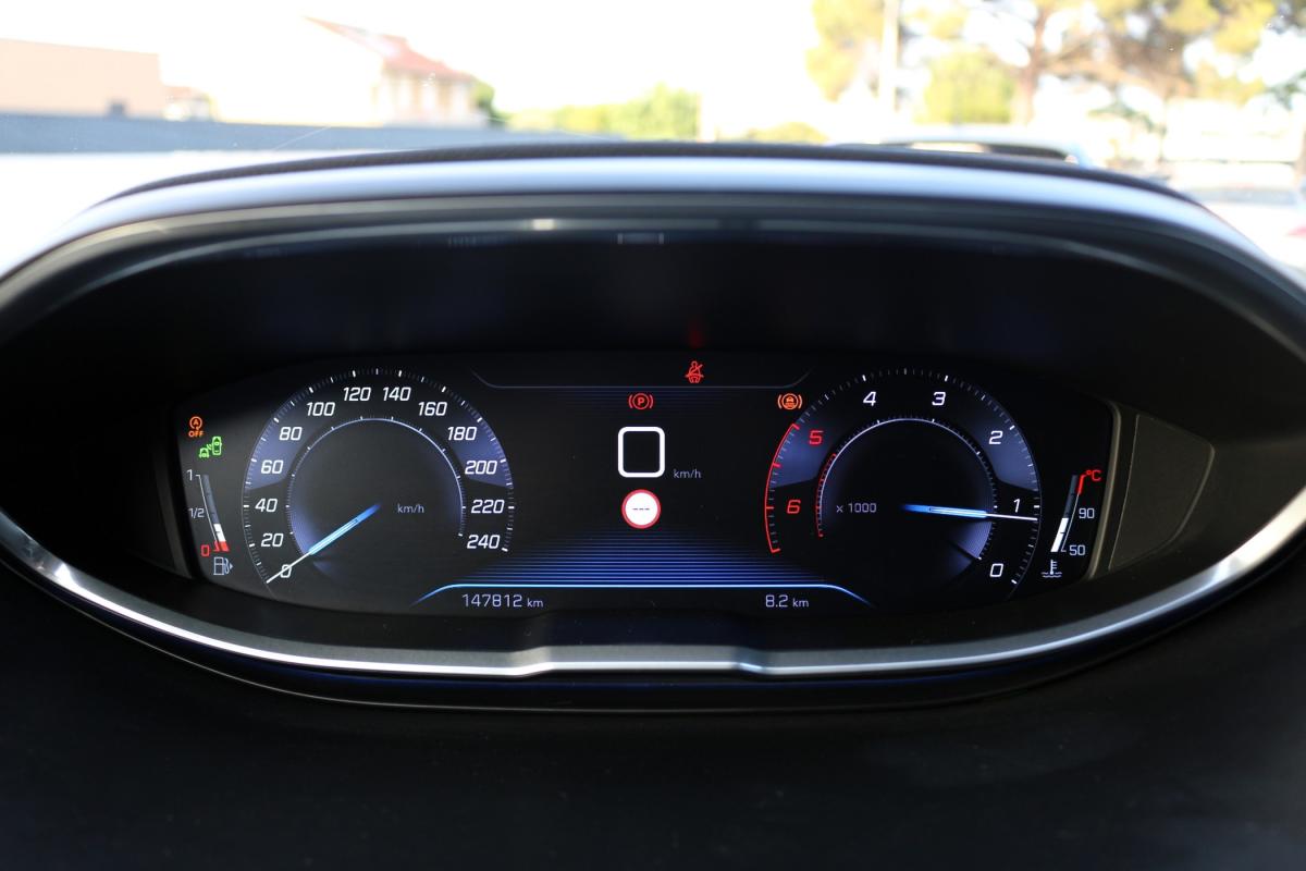 peugeot-3008-2016-diesel-1560cc