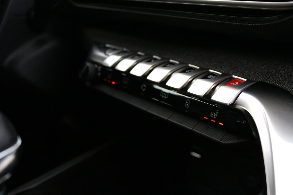 peugeot-3008-2016-gasolina-1199cc