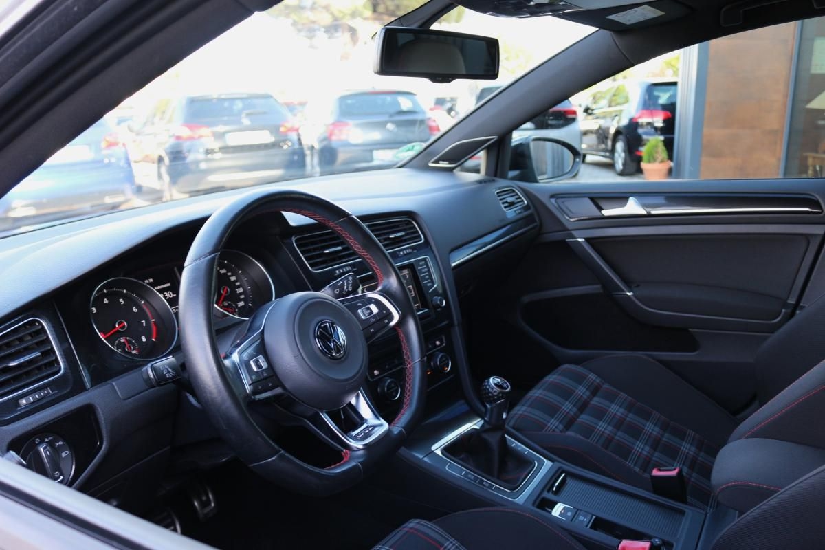 volkswagen-golf-2014-gasolina-1984cc
