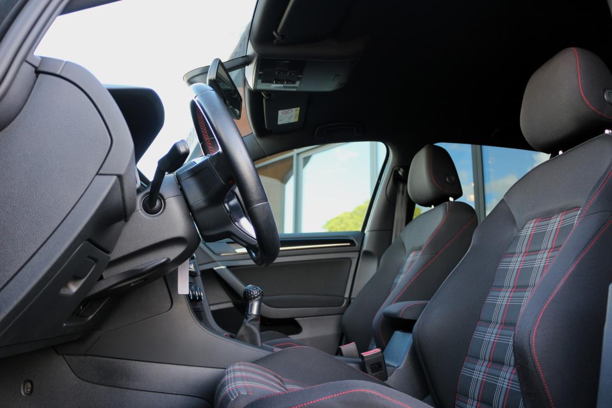volkswagen-golf-2014-gasolina-1984cc