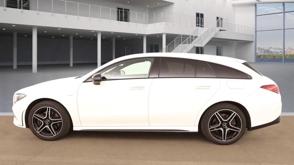 mercedes-benz-cla-2022-hibrido-a-gasolina-1332cc