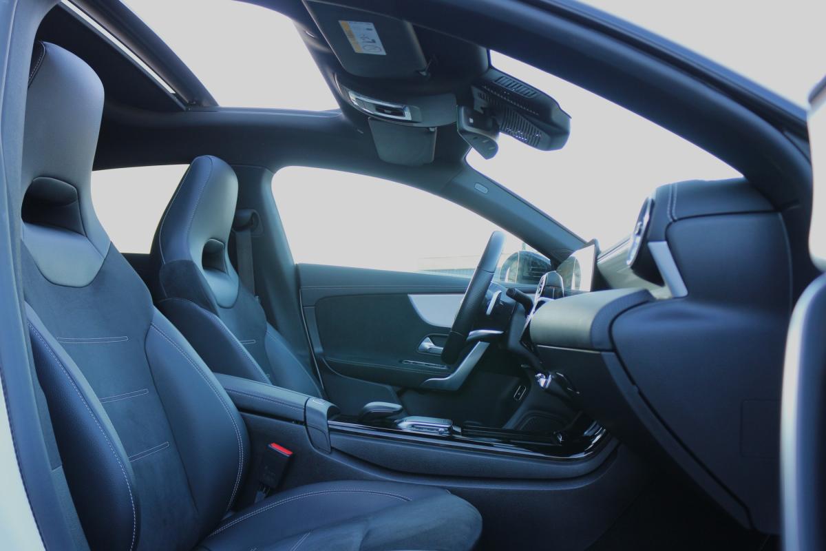mercedes-benz-cla-2022-hibrido-a-gasolina-1332cc