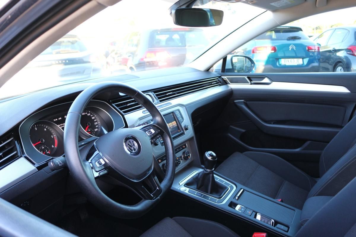volkswagen-passat-variant-2016-diesel-1598cc