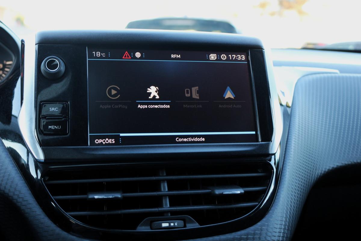 peugeot-208-2017-gasolina-1199cc