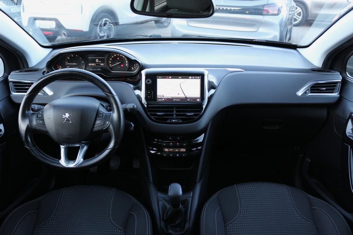 peugeot-208-2017-gasolina-1199cc