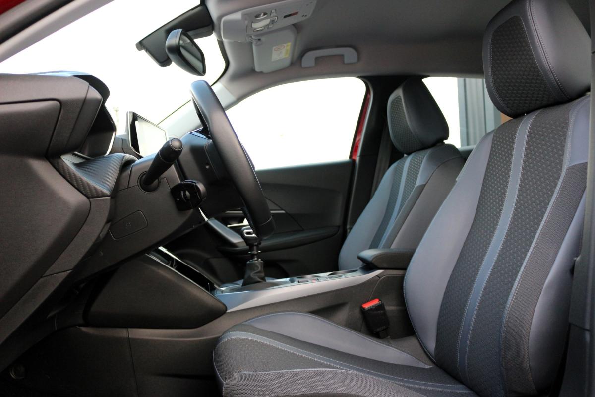 peugeot-2008-2020-gasolina-1199cc