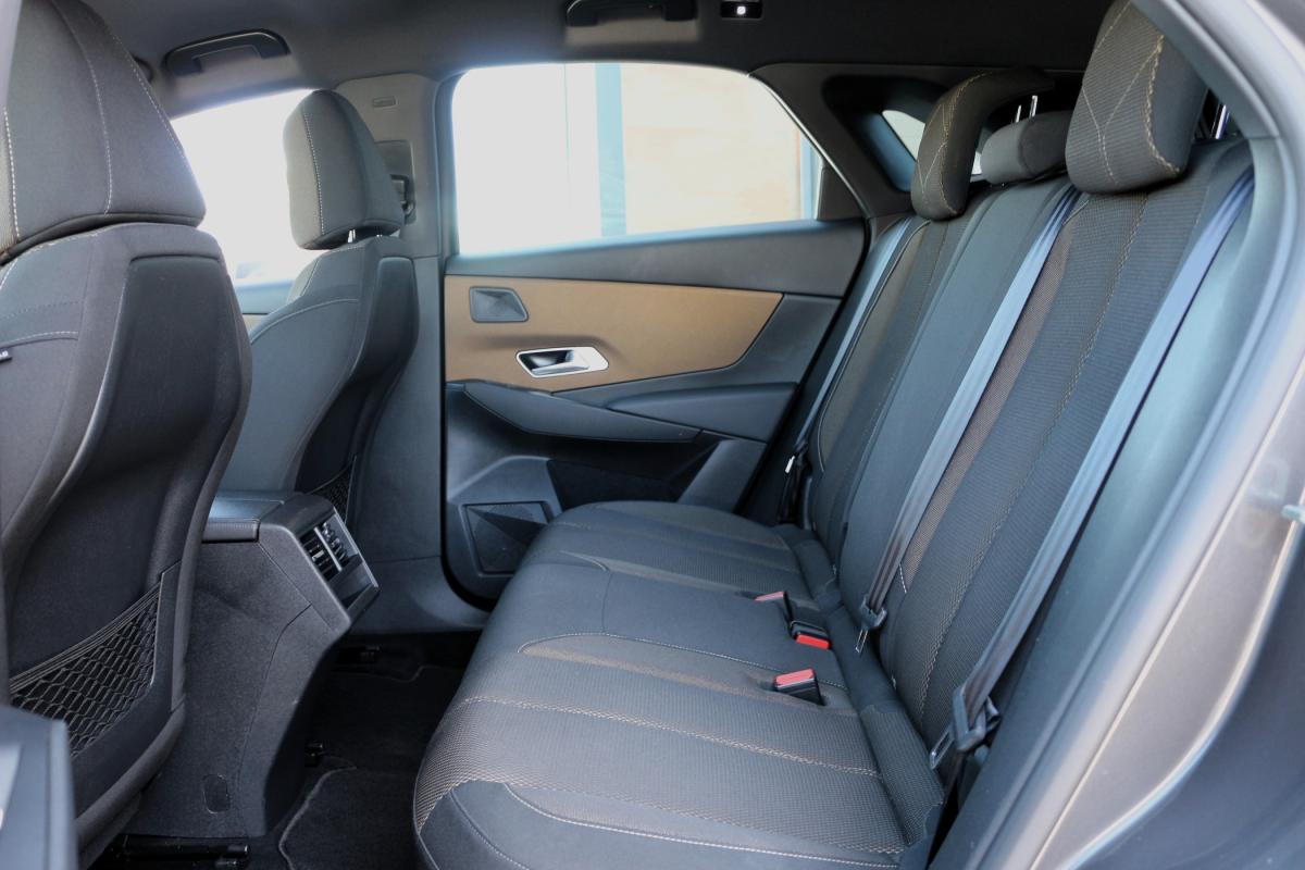 ds-ds-7-crossback-2018-diesel-1499cc