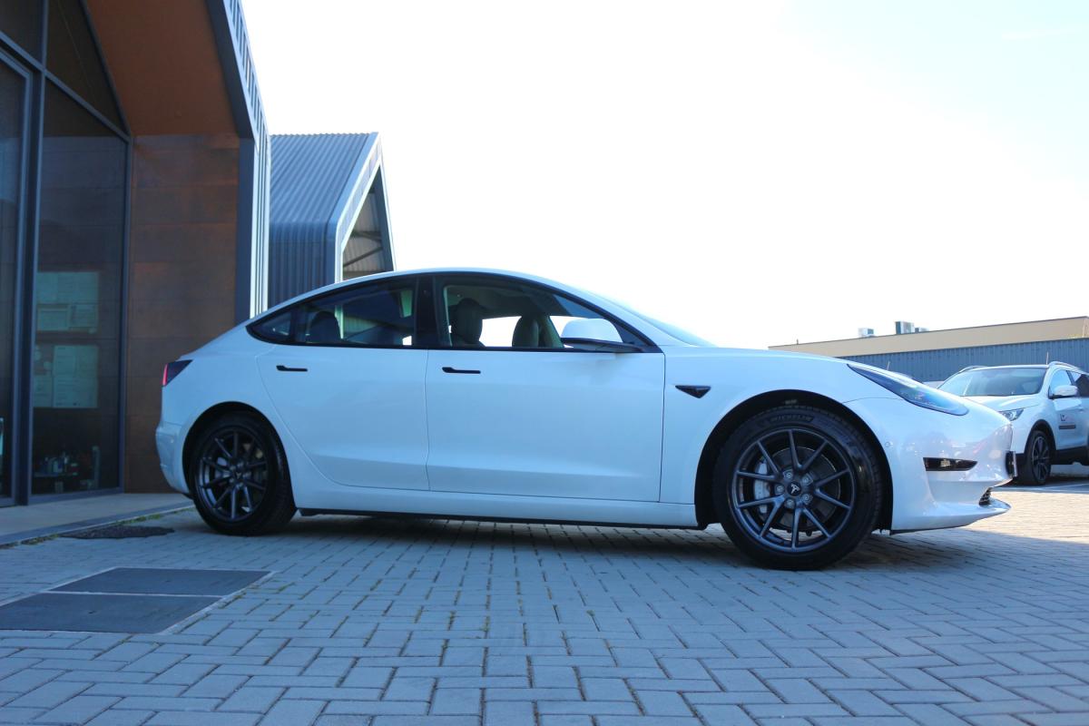 tesla-model-3-2021-eletrico-0cc