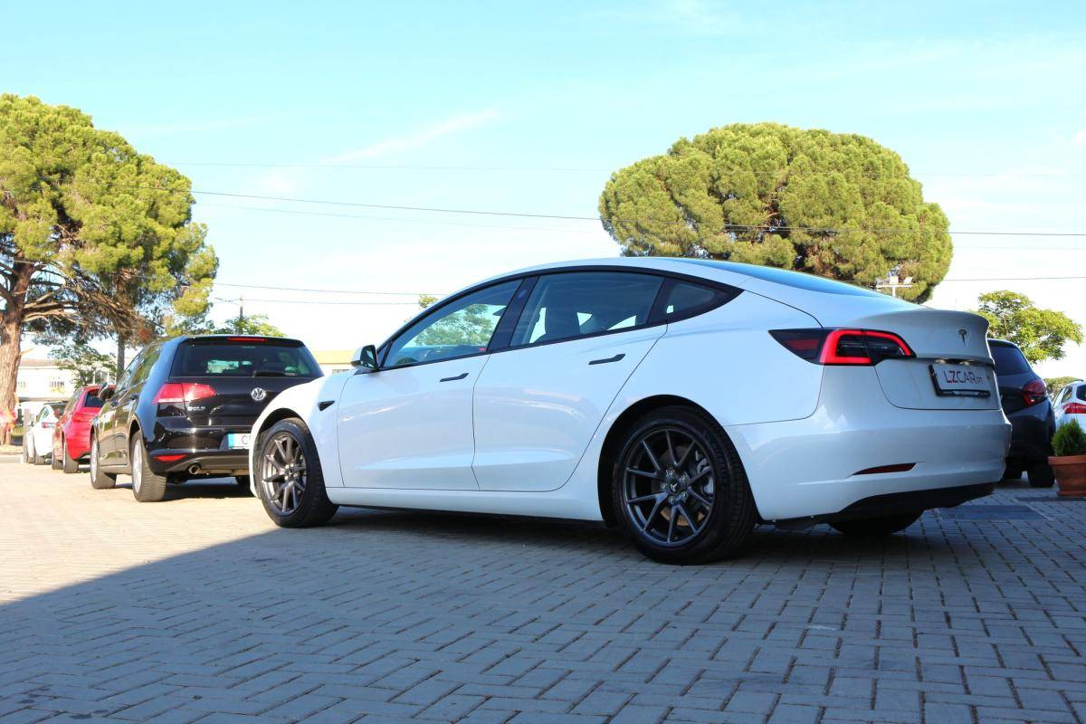 tesla-model-3-2021-eletrico-0cc