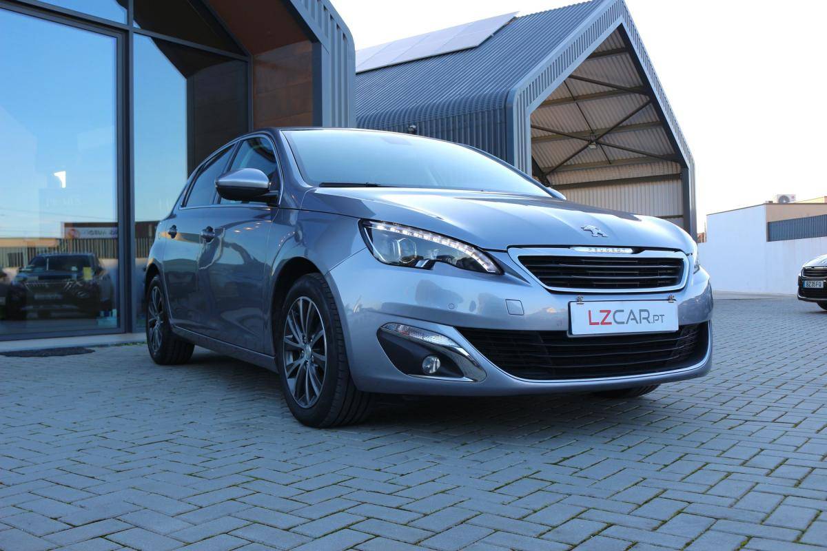peugeot-308-2016-gasolina-1199cc