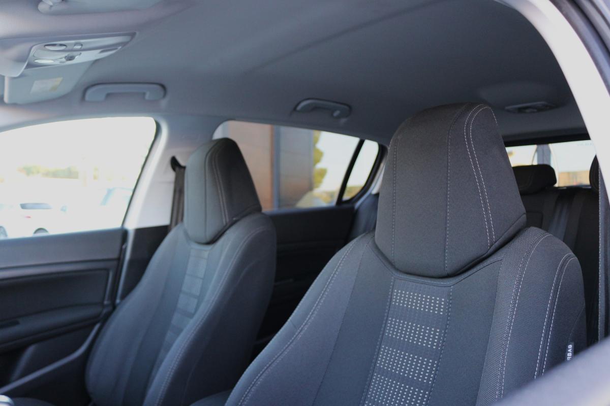 peugeot-308-2016-gasolina-1199cc