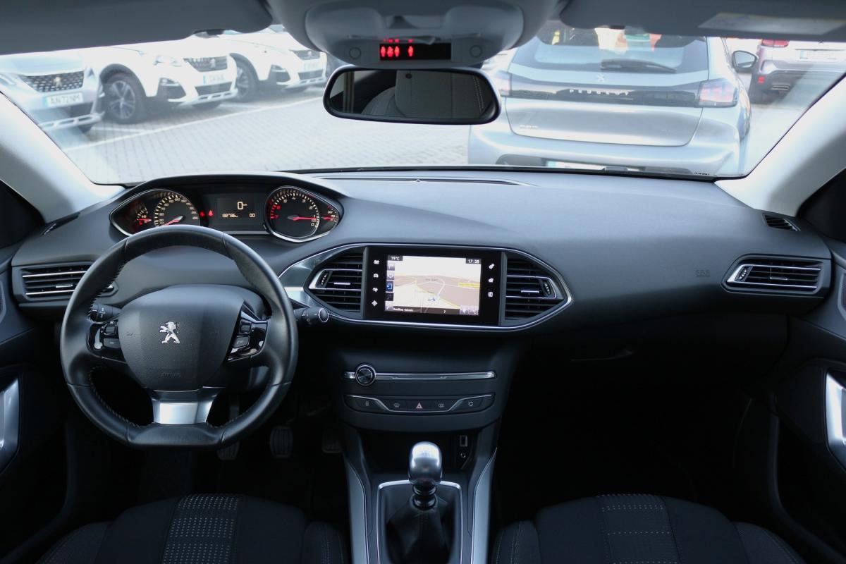 peugeot-308-2016-gasolina-1199cc