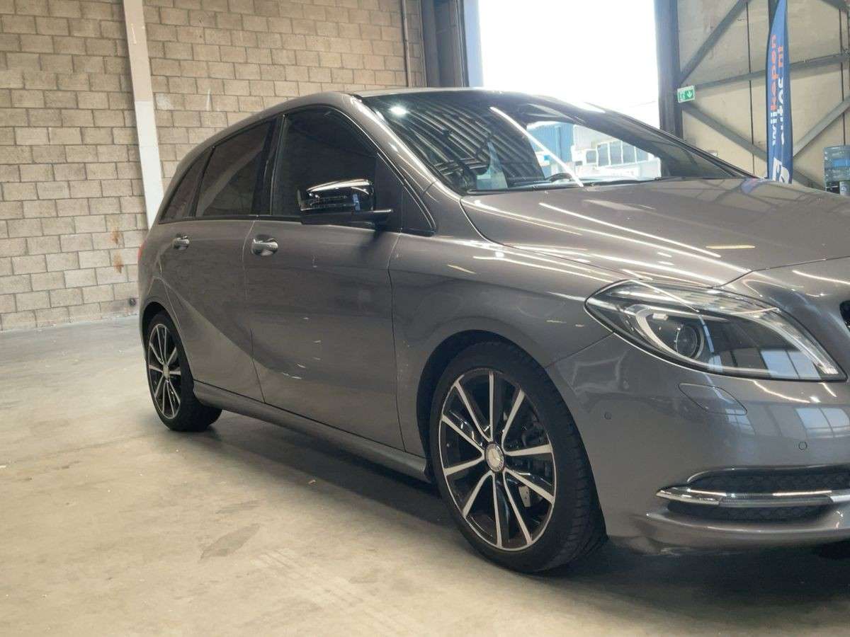 mercedes-benz-classe-b-2014-diesel-1461cc