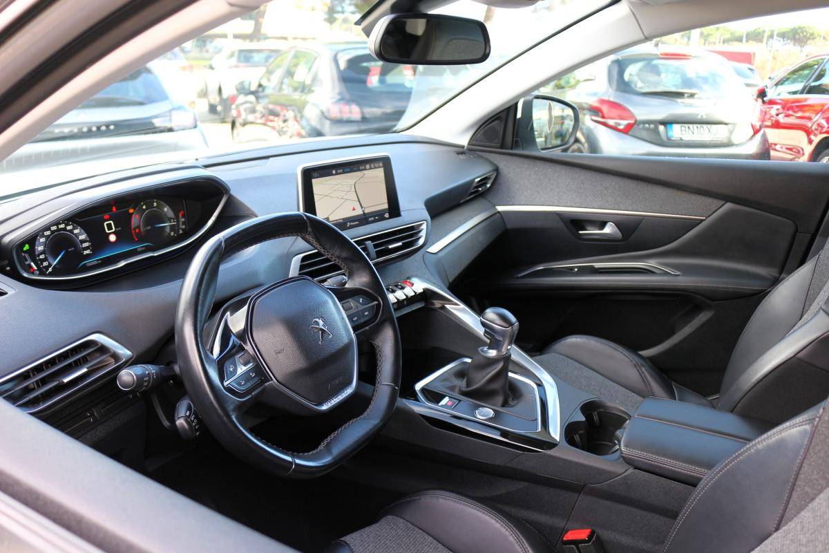 peugeot-3008-2017-diesel-1560cc