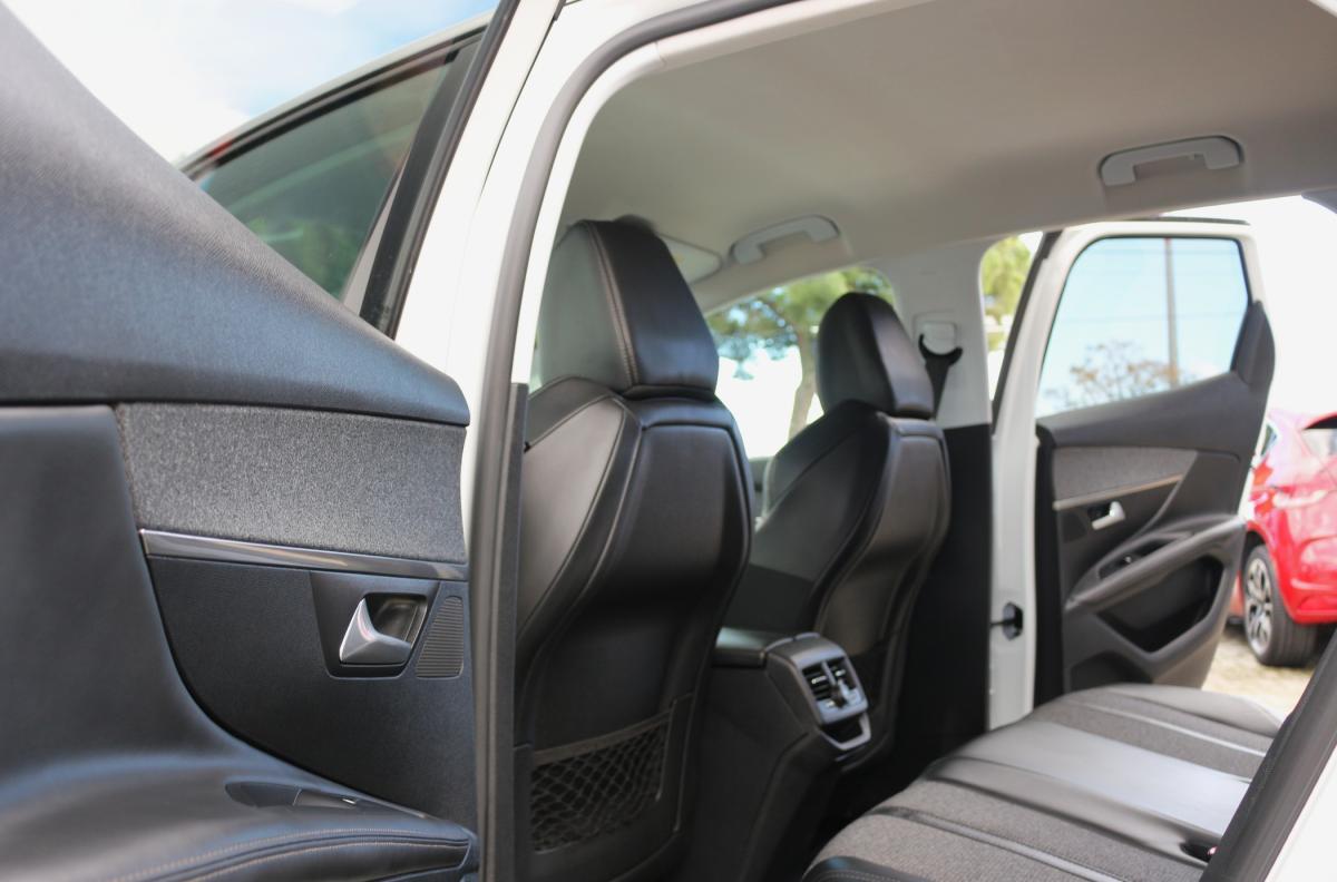 peugeot-3008-2017-diesel-1560cc