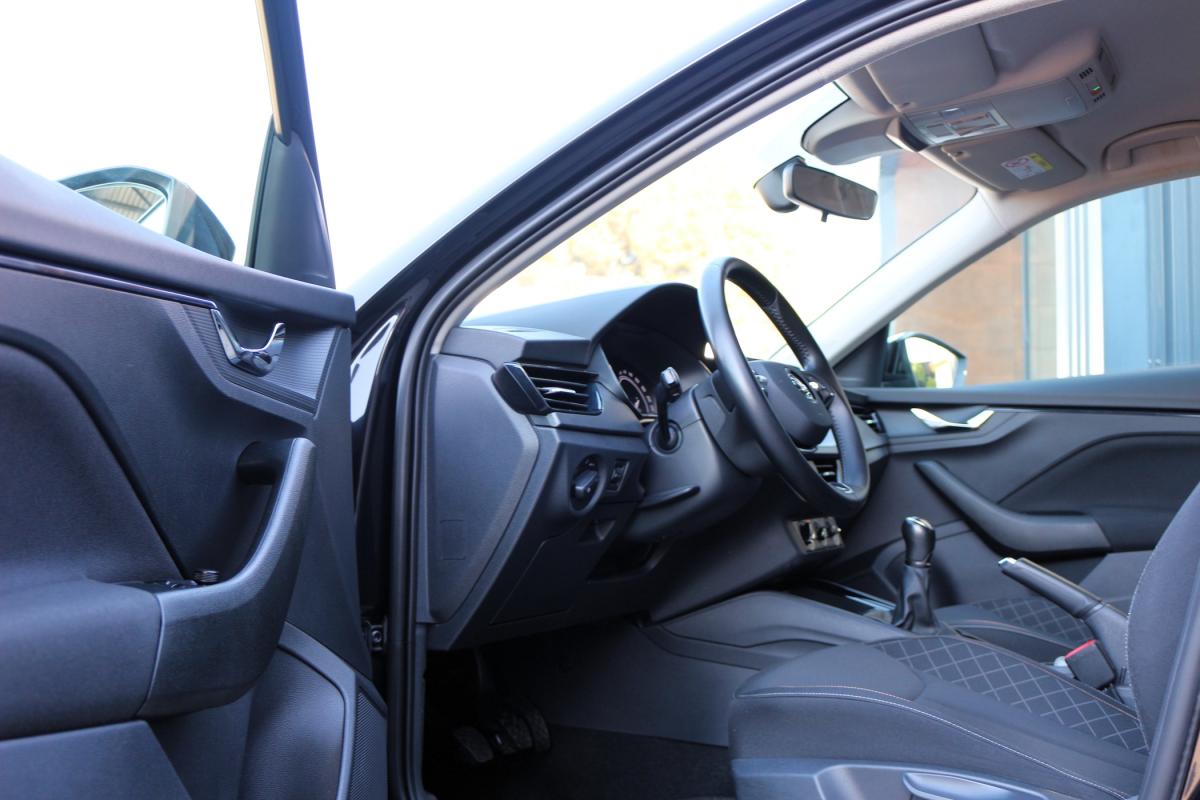 skoda-scala-2022-gasolina-999cc
