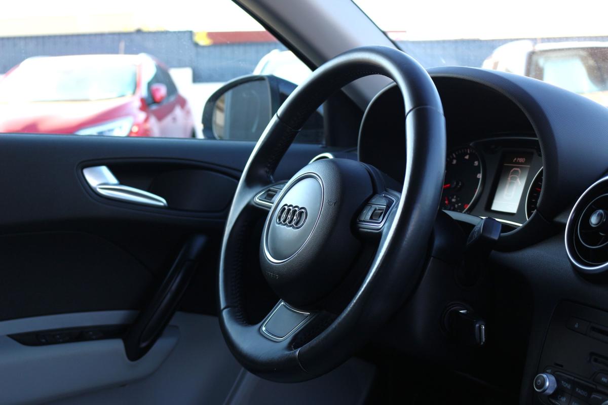 audi-a1-sportback-2013-gasolina-1197cc