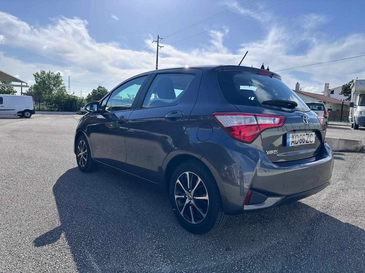 toyota-yaris-2020-gasolina-998cc