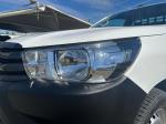 toyota-hilux-2018-diesel-2393cc