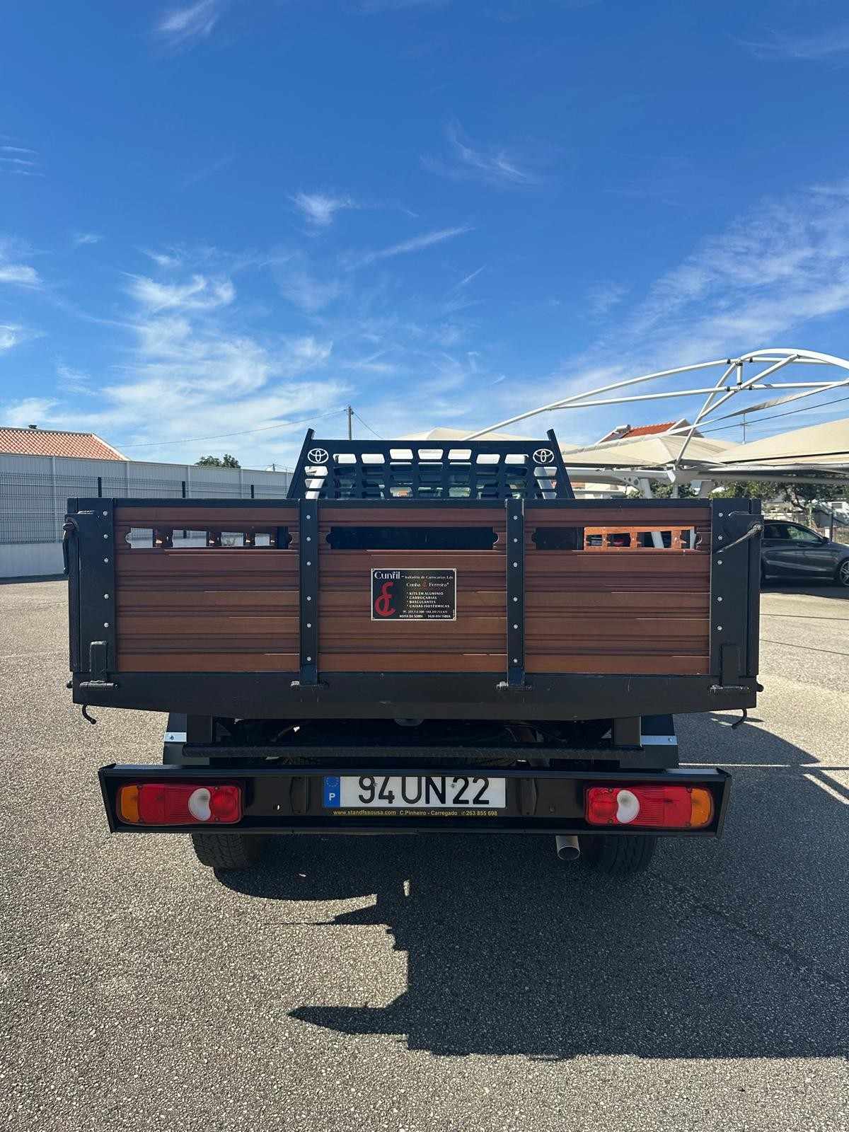 toyota-hilux-2018-diesel-2393cc