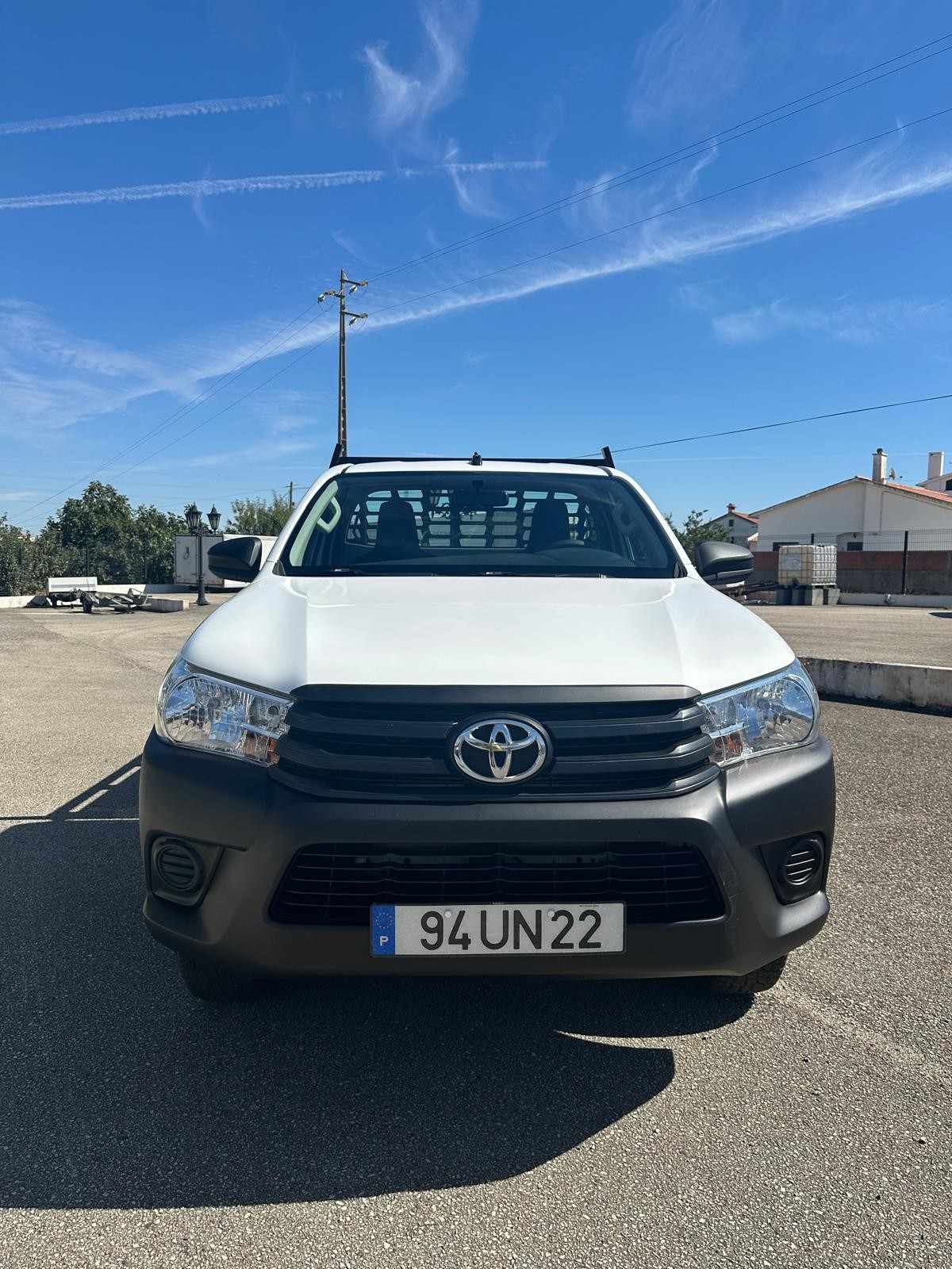 toyota-hilux-2018-diesel-2393cc
