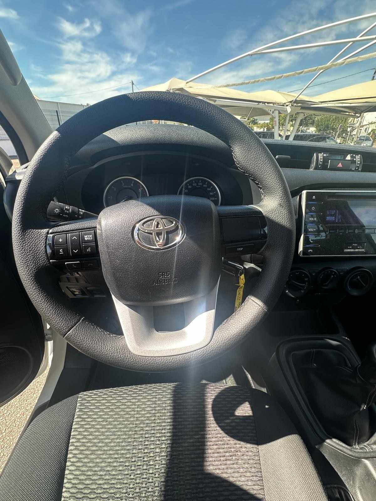 toyota-hilux-2018-diesel-2393cc