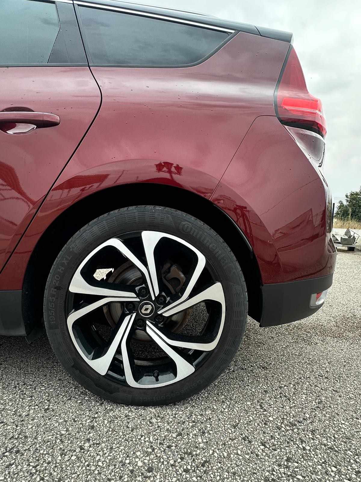 renault-scenic-2019-diesel-1750cc