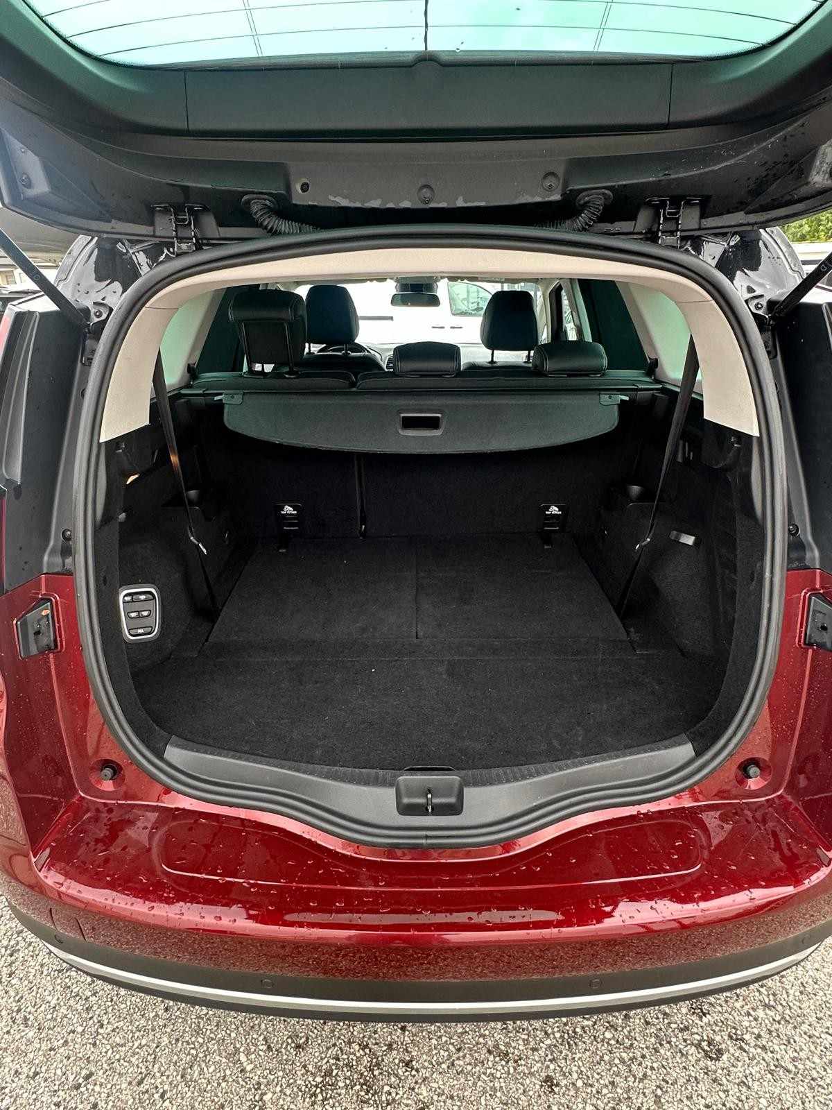 renault-scenic-2019-diesel-1750cc