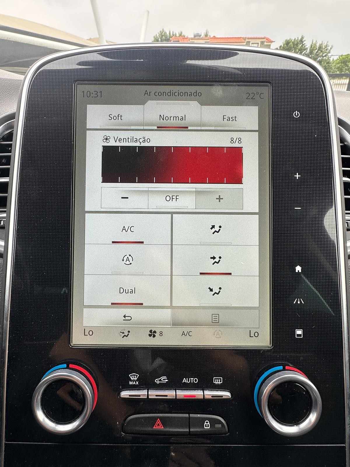 renault-scenic-2019-diesel-1750cc