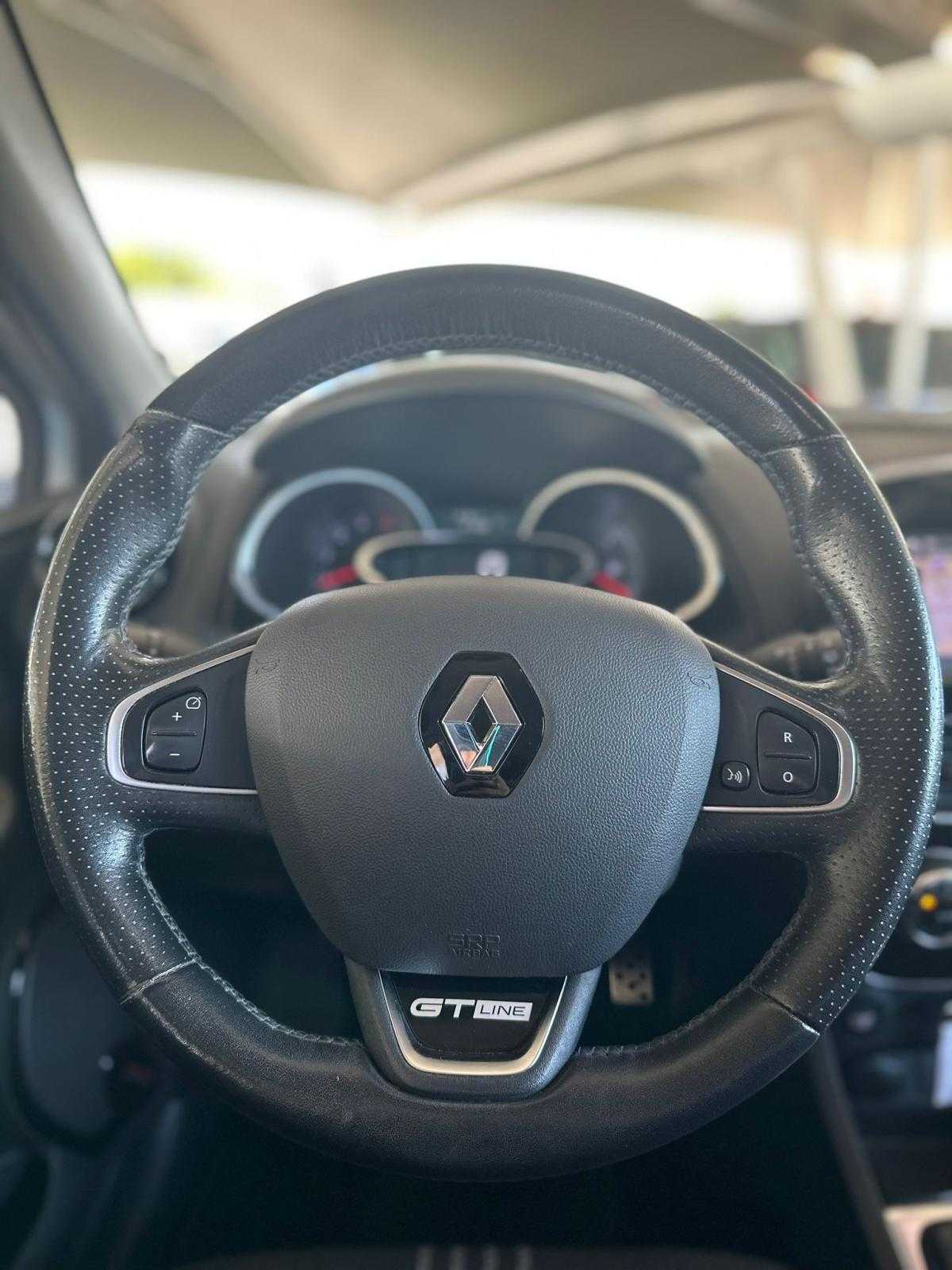 renault-clio-sport-tourer-2018-diesel-1461cc