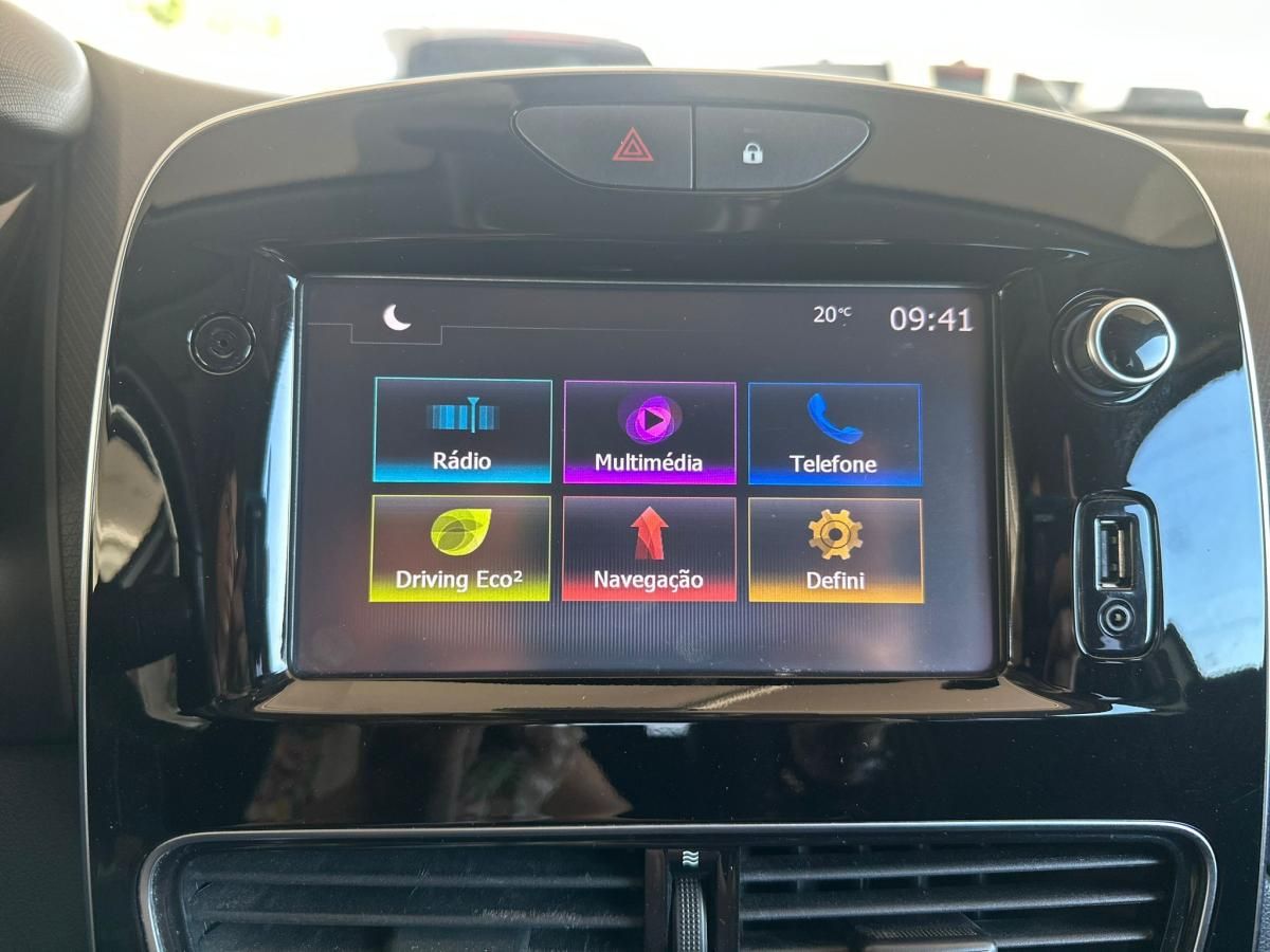 renault-clio-sport-tourer-2018-diesel-1461cc