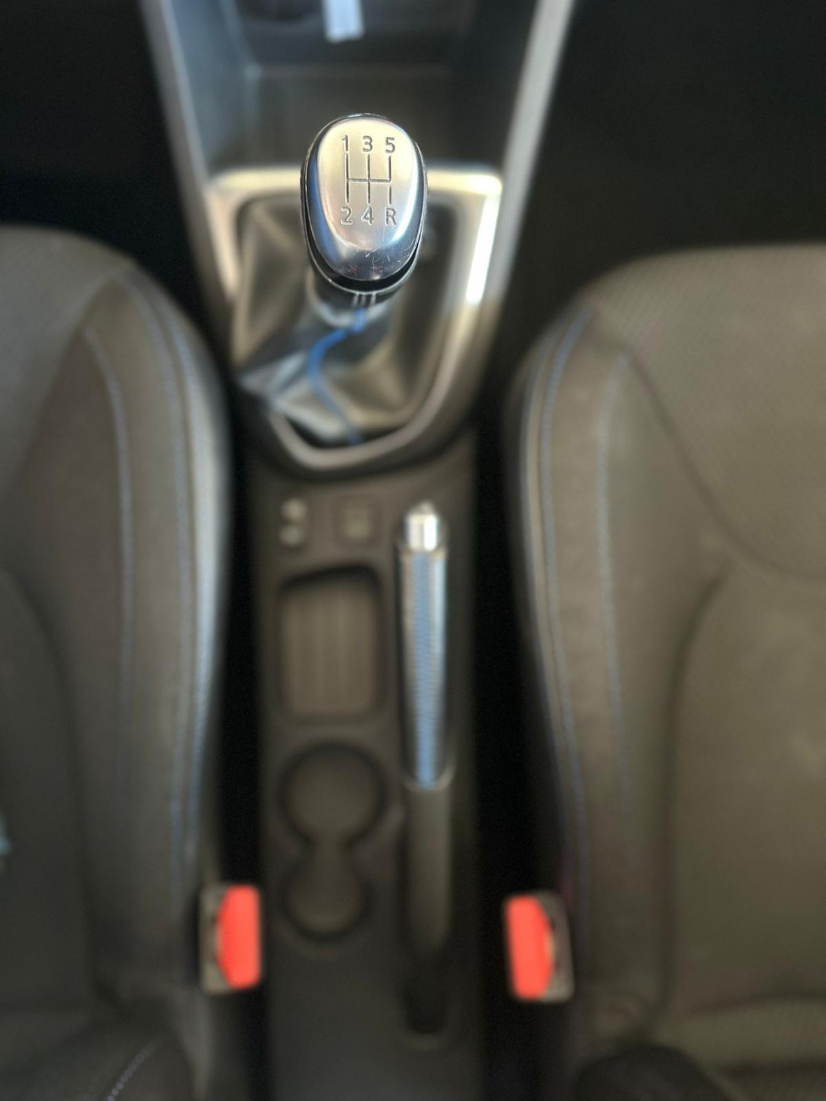 renault-clio-sport-tourer-2018-diesel-1461cc