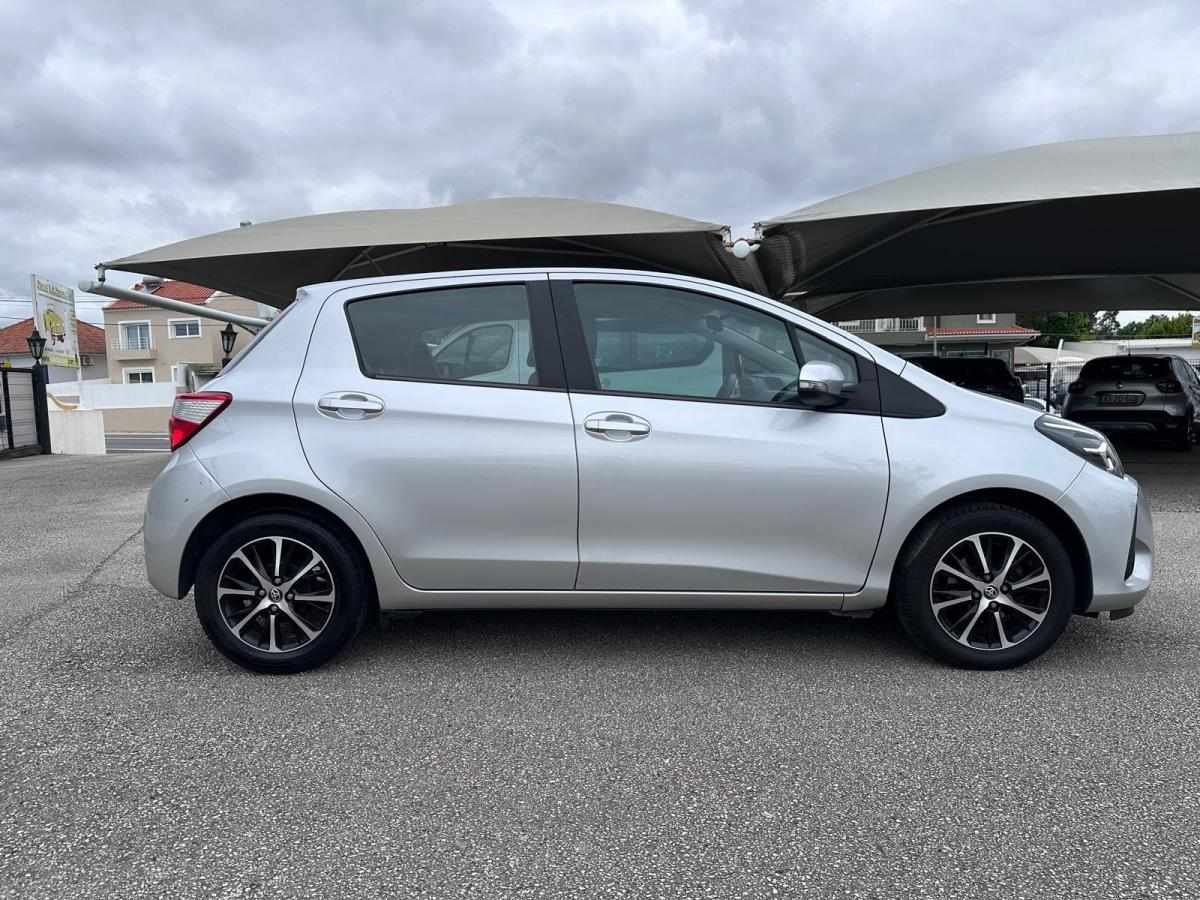 toyota-yaris-2020-gasolina-998cc
