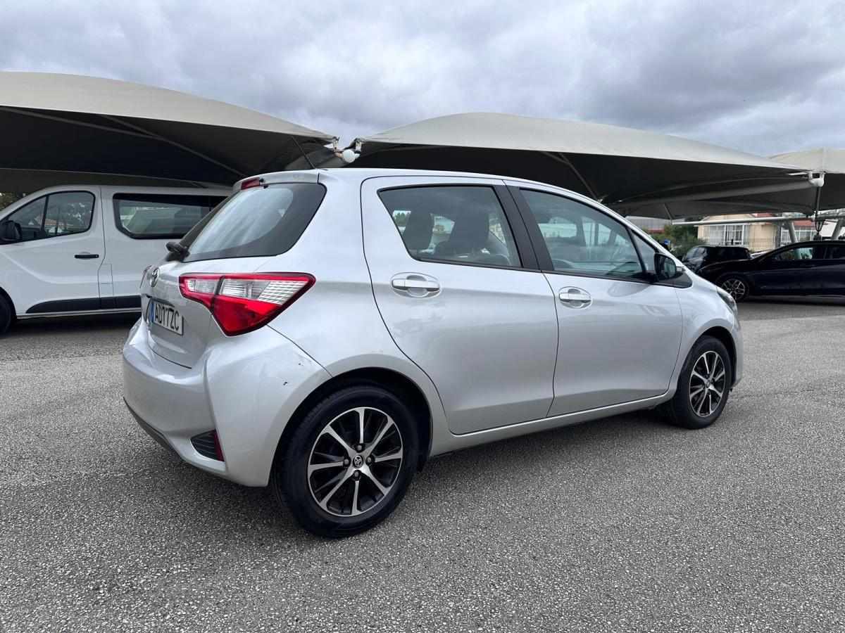 toyota-yaris-2020-gasolina-998cc