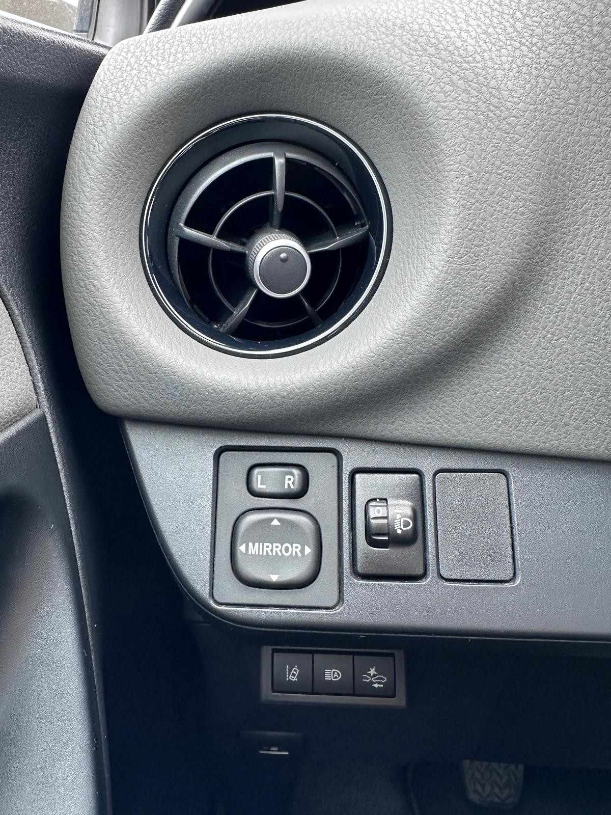 toyota-yaris-2020-gasolina-998cc