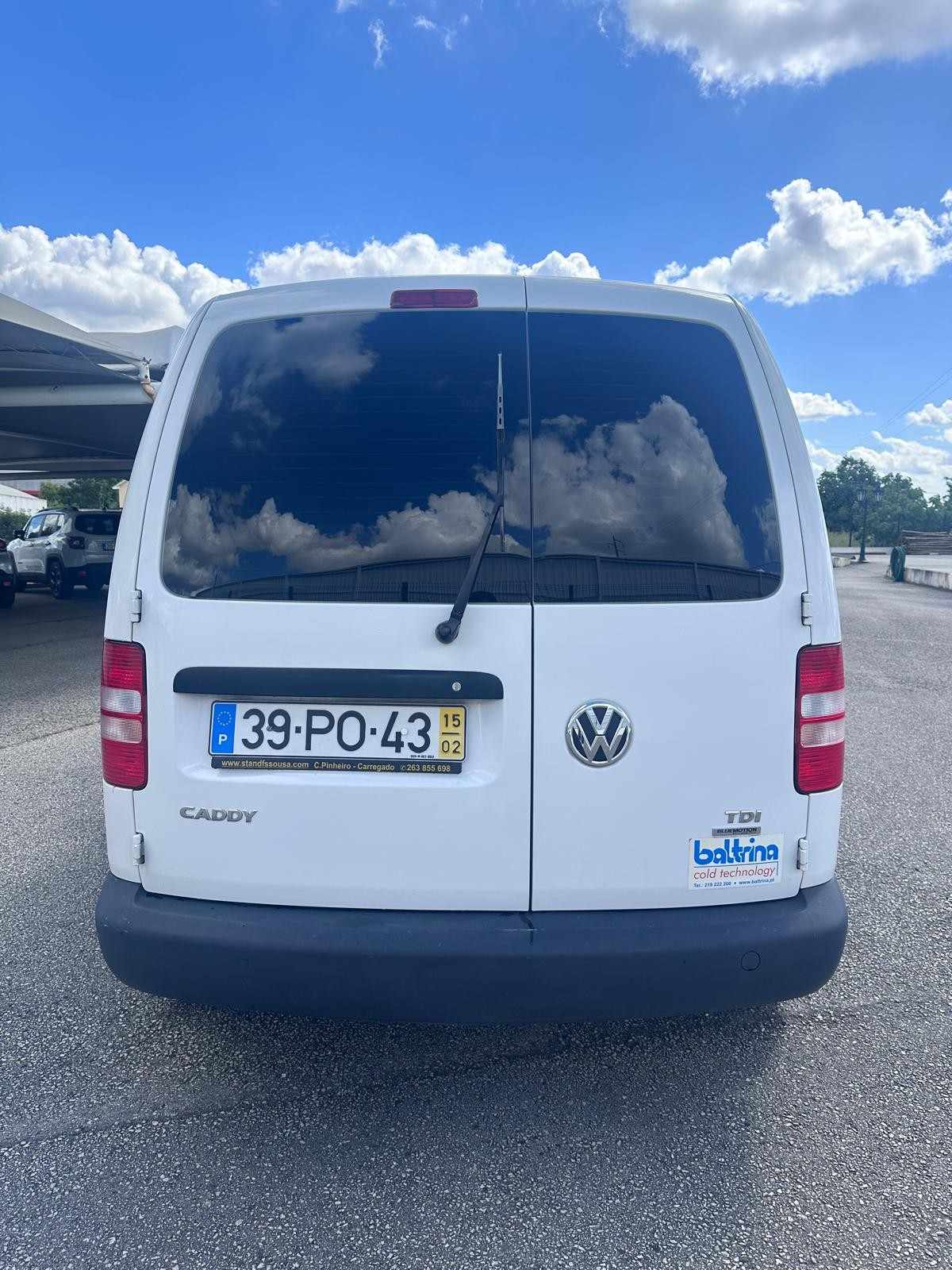 volkswagen-caddy-2015-diesel-1598cc
