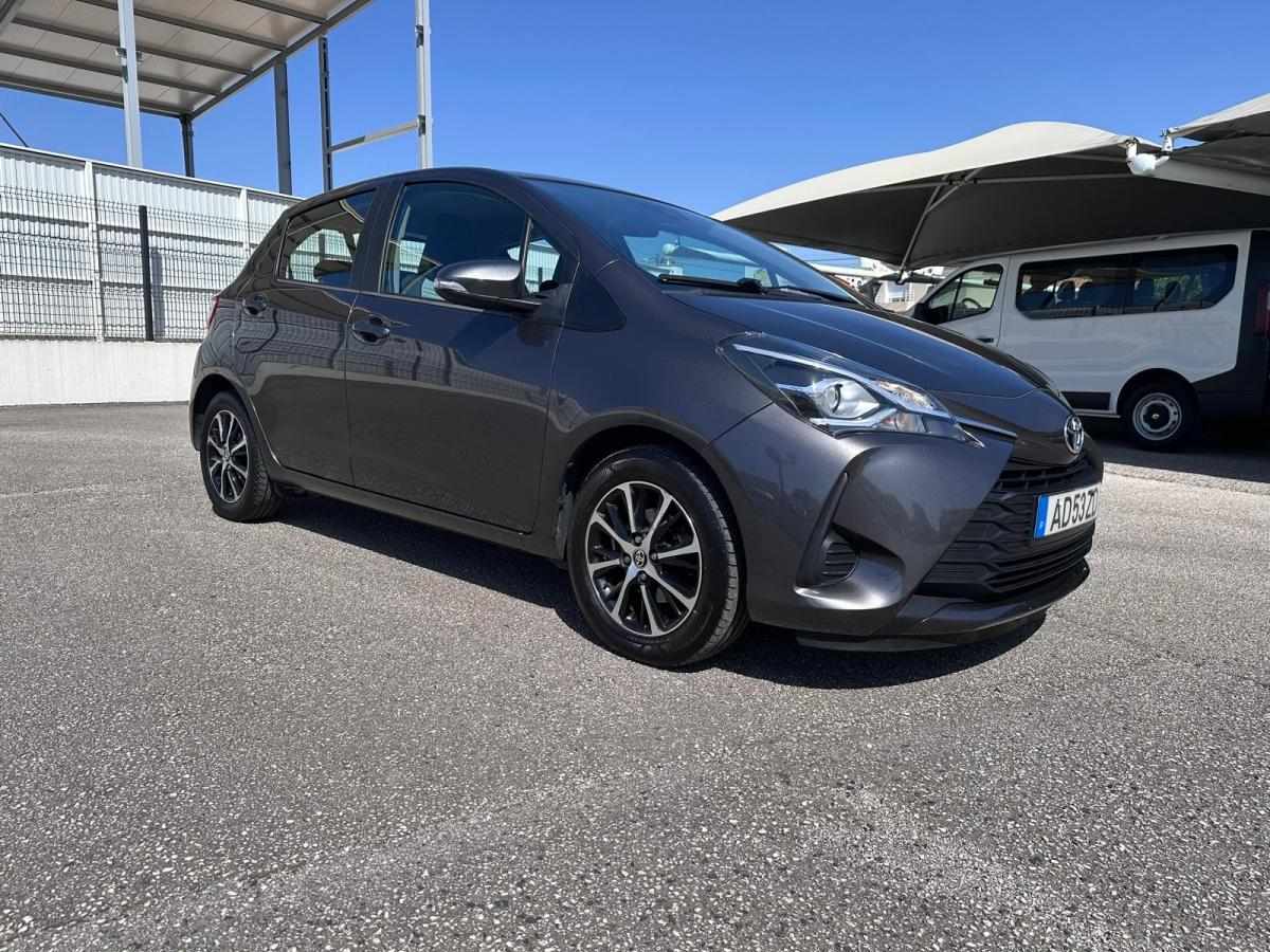 toyota-yaris-2020-gasolina-998cc