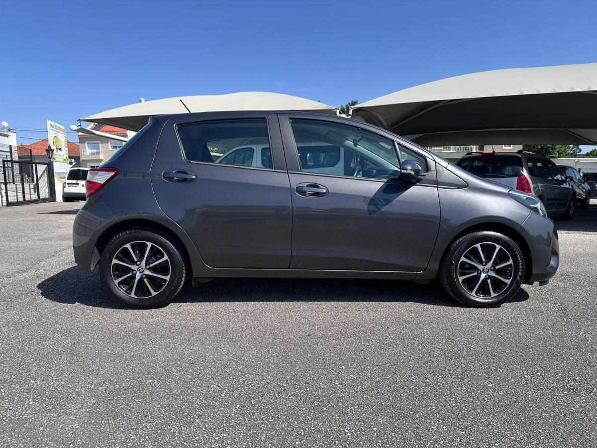 toyota-yaris-2020-gasolina-998cc