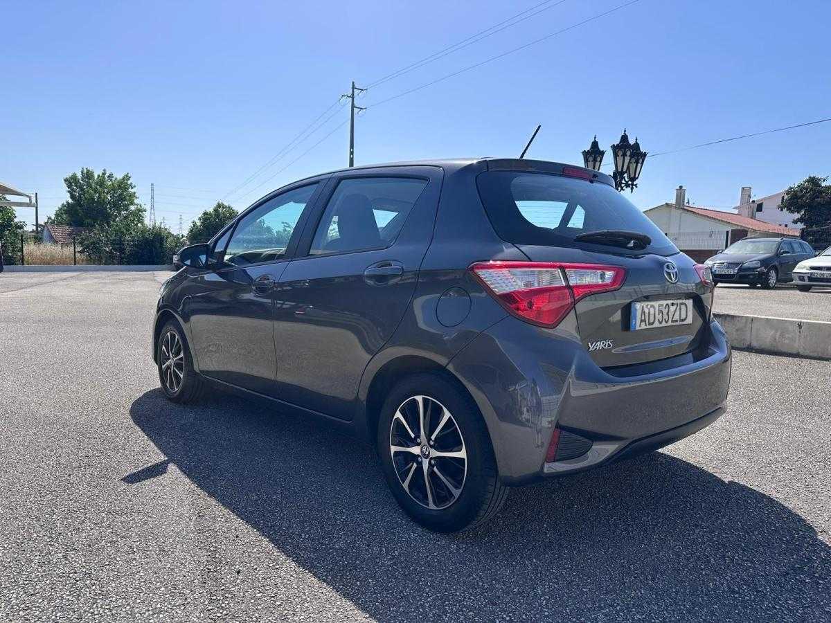 toyota-yaris-2020-gasolina-998cc