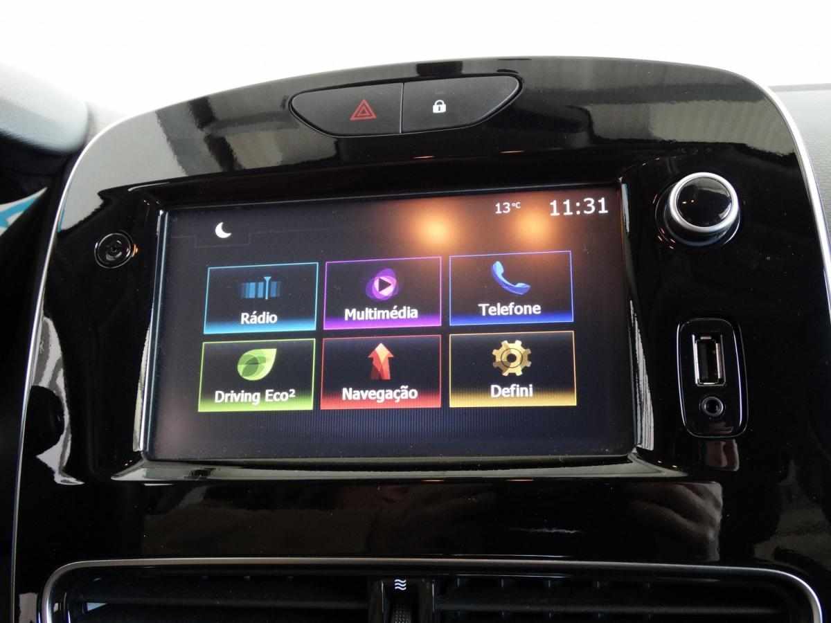 renault-clio-sport-tourer-2018-diesel-1461cc