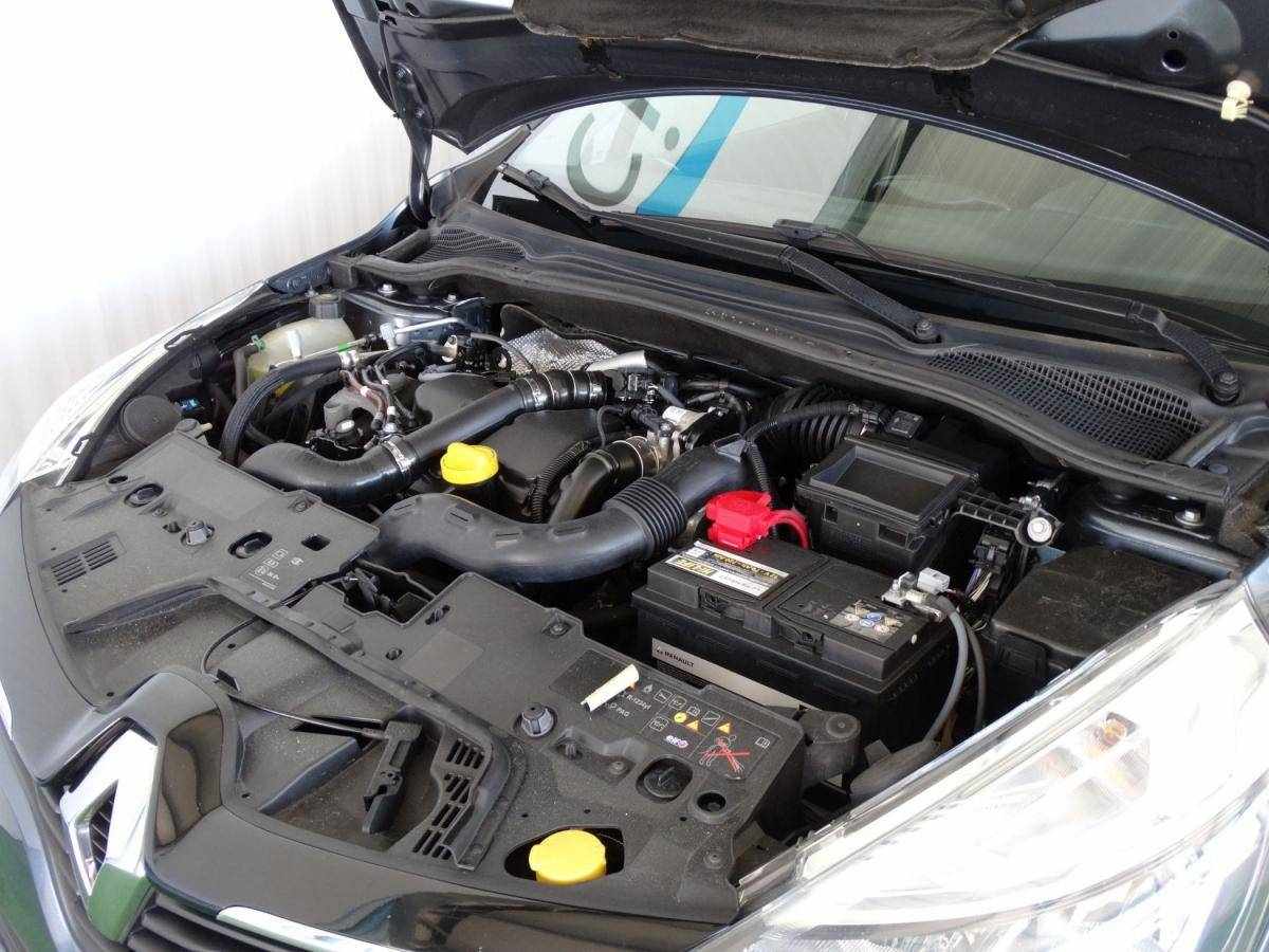 renault-clio-sport-tourer-2018-diesel-1461cc