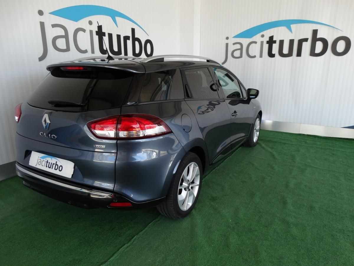 renault-clio-sport-tourer-2018-diesel-1461cc