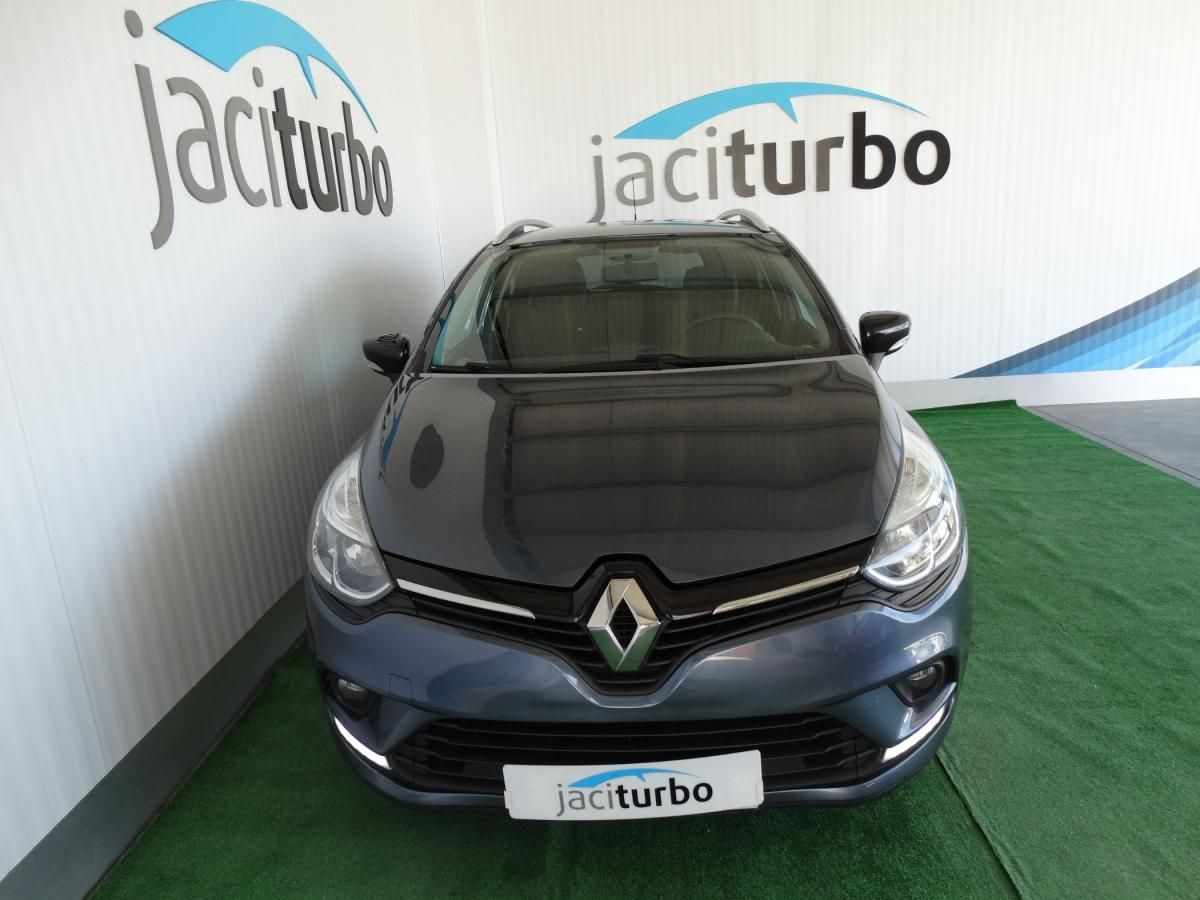 renault-clio-sport-tourer-2018-diesel-1461cc