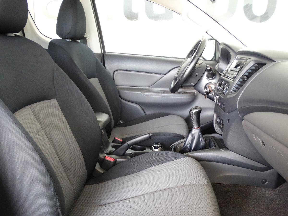 mitsubishi-l200-2019-diesel-2442cc
