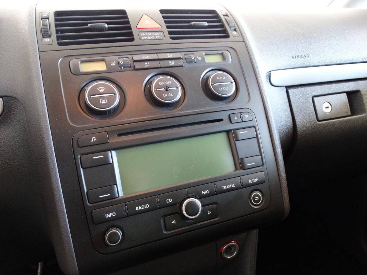 volkswagen-touran-2006-diesel-1968cc