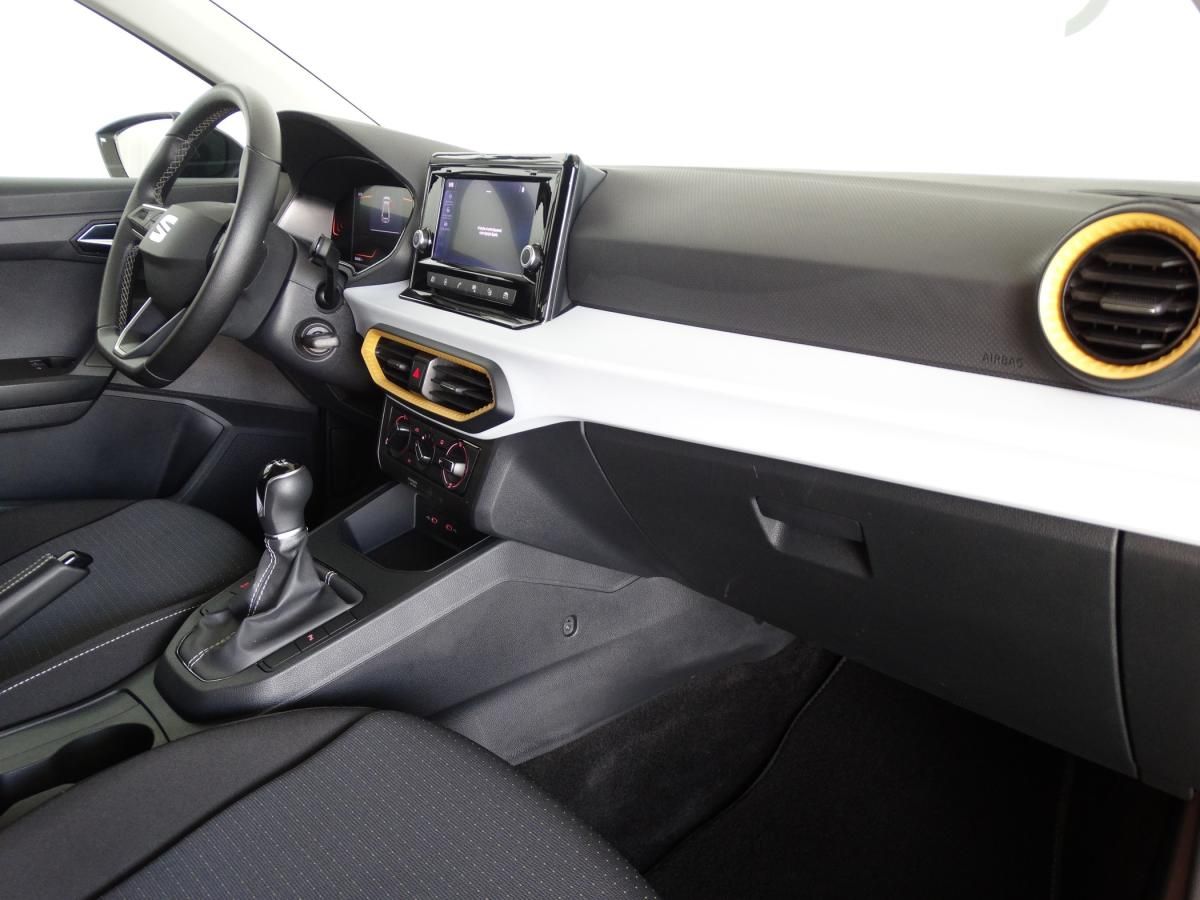 seat-ibiza-2023-gasolina-999cc