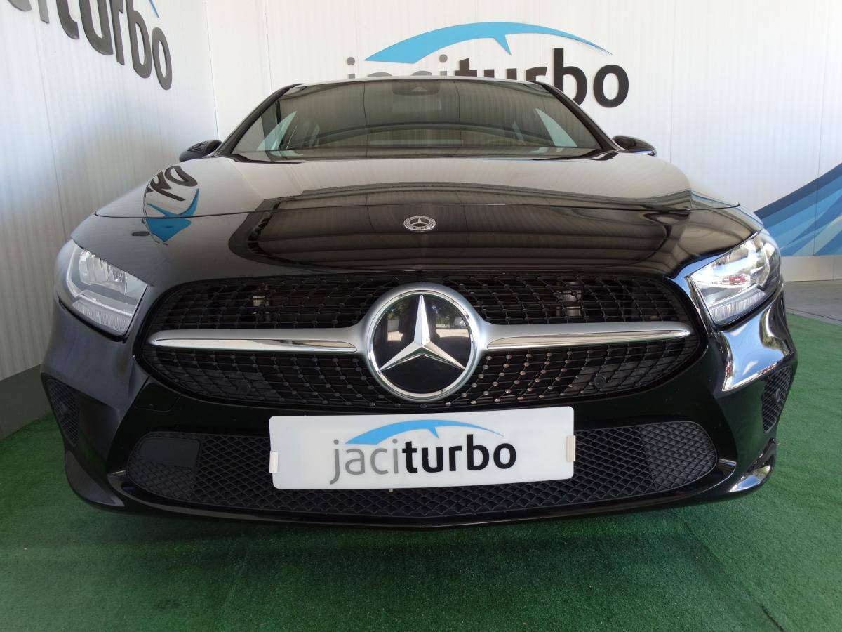 mercedes-benz-classe-a-2022-hibrido-a-gasolina-1332cc