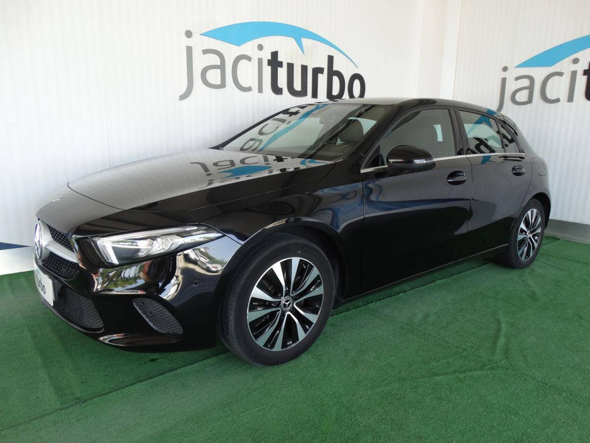 mercedes-benz-classe-a-2022-hibrido-a-gasolina-1332cc