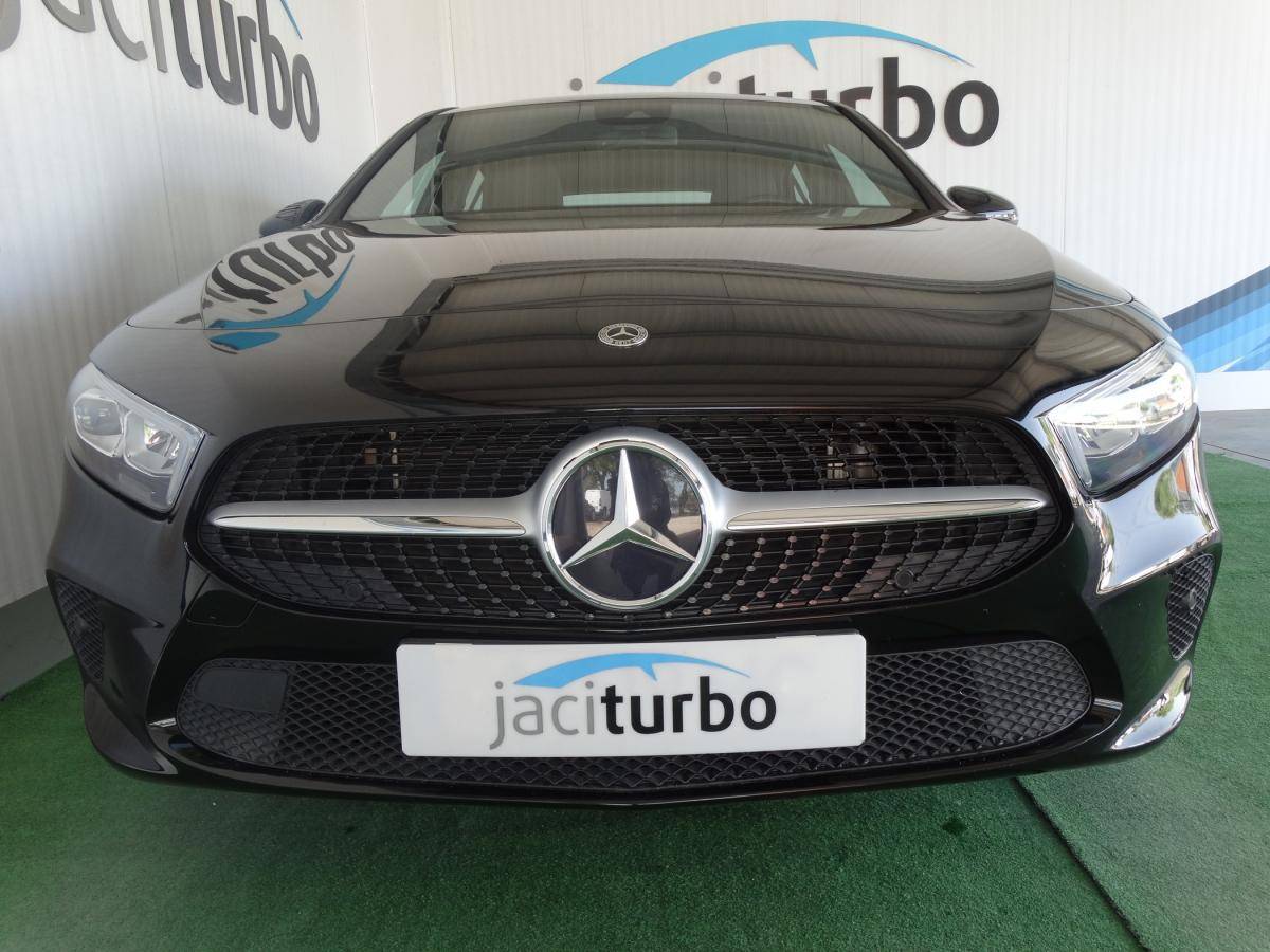 mercedes-benz-classe-a-2022-hibrido-a-gasolina-1332cc