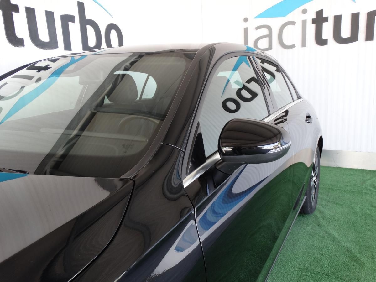mercedes-benz-classe-a-2022-hibrido-a-gasolina-1332cc